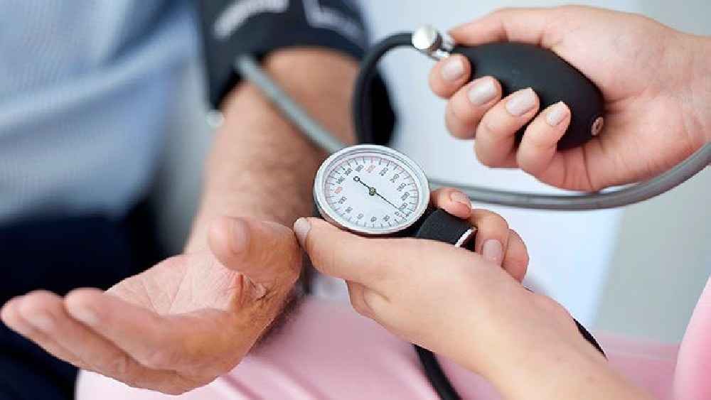 উচ্চ রক্তচাপের লক্ষণ, কারণ ও চিকিৎসা | High Blood Pressure